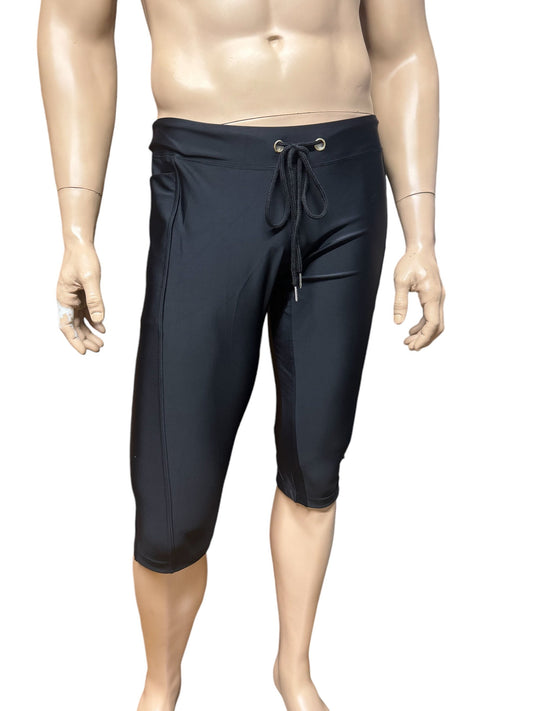 Sleek Men's 3/4 Leggings - Perfect for Workouts