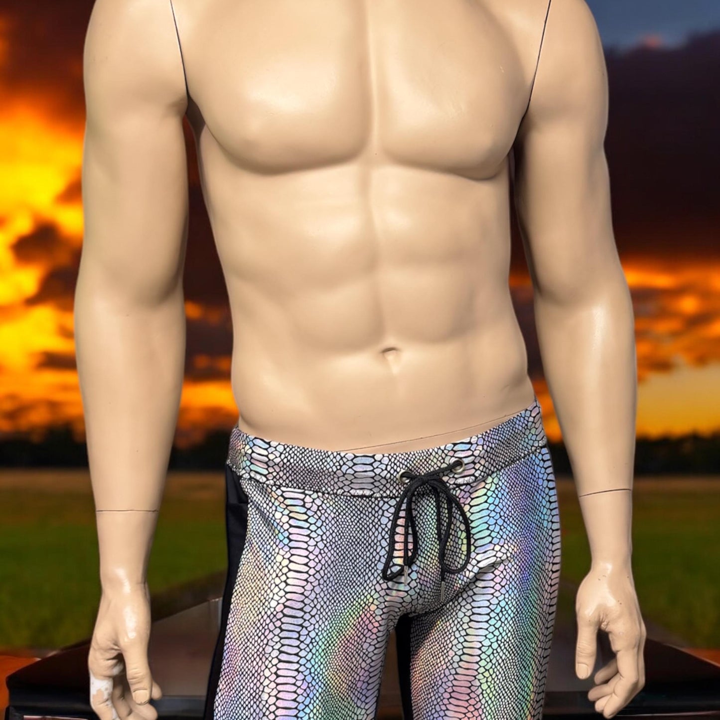 Men's Silver Snake Print Leggings - Bold Silver Fashion Statement